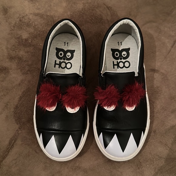 HOO Kids Charlie Monster Fur Slip-On Sneakers - Picture 3 of 7
